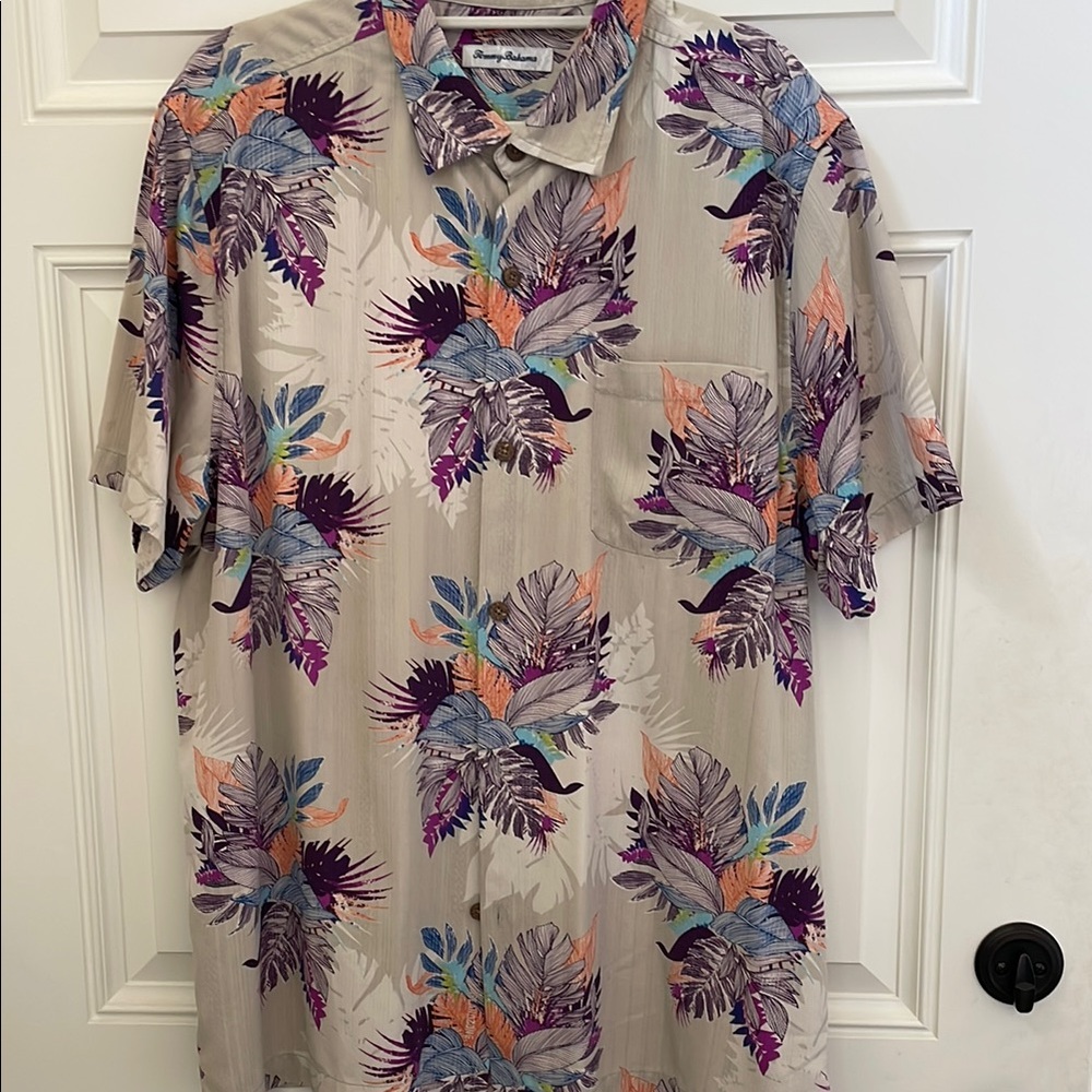Tommy Bahama Cream and Purple Casual Button Down Shirt